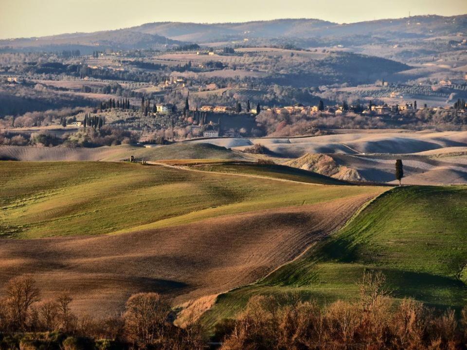 Ginevra-villa Indipendente-crete Senesi-tuscany Villa Sienne