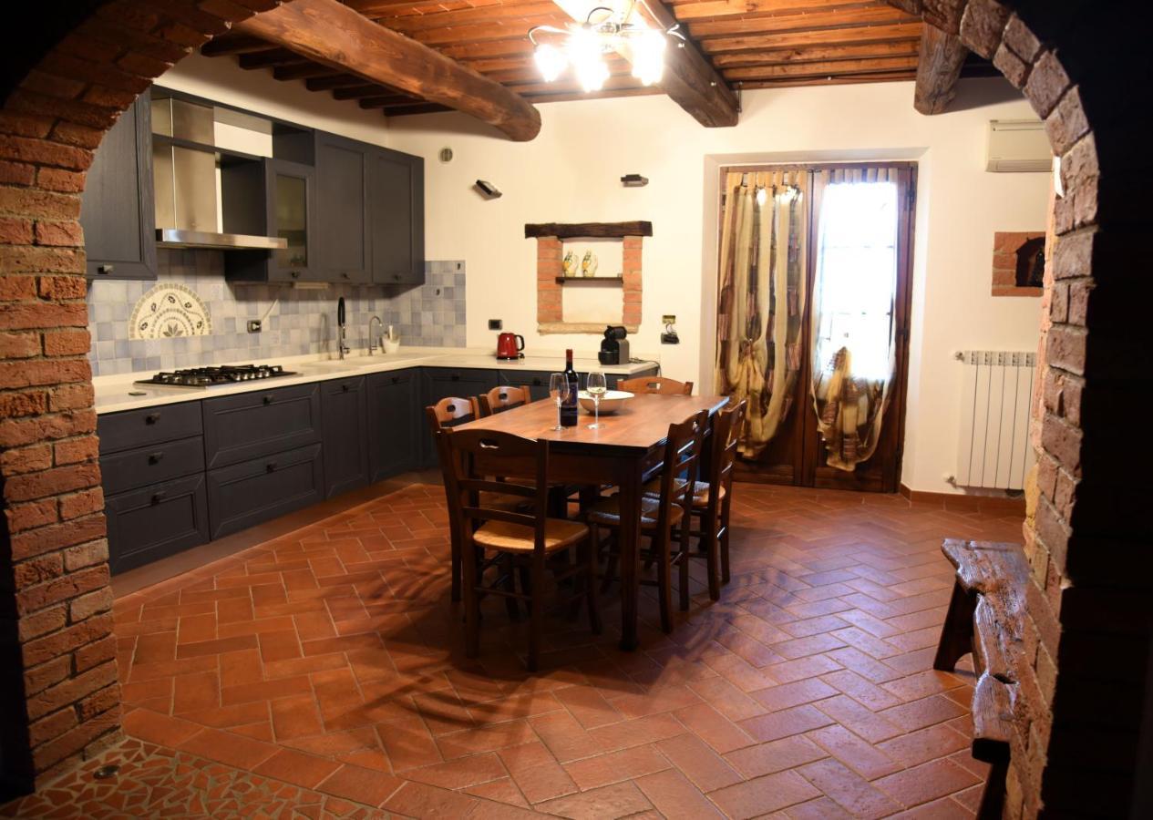 Villa Ginevra-villa Indipendente-crete Senesi-tuscany
